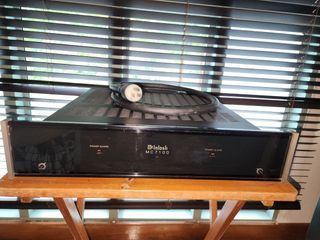 McIntosh MC7100 Amplifier