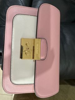 Micheal kors pink leather