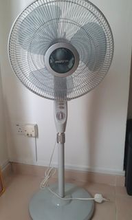 Mistral Standing Fan