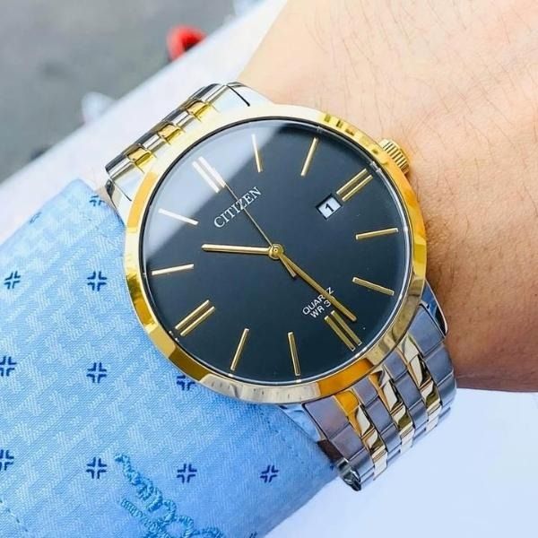 NEW Citizen Quartz Stainless Steel Mens Watch DZ0004 54E Luxury
