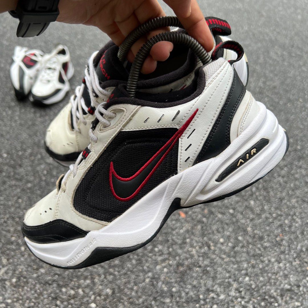 nike air monarch women's