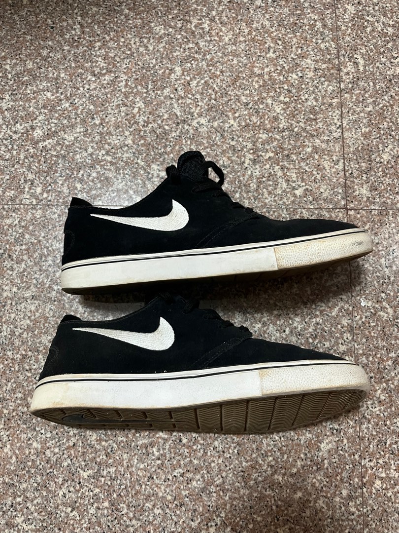 nike wmns court royale 2 mid