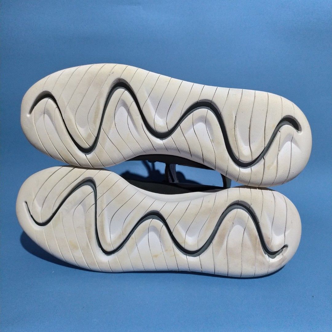 nike tessen men's sneakers