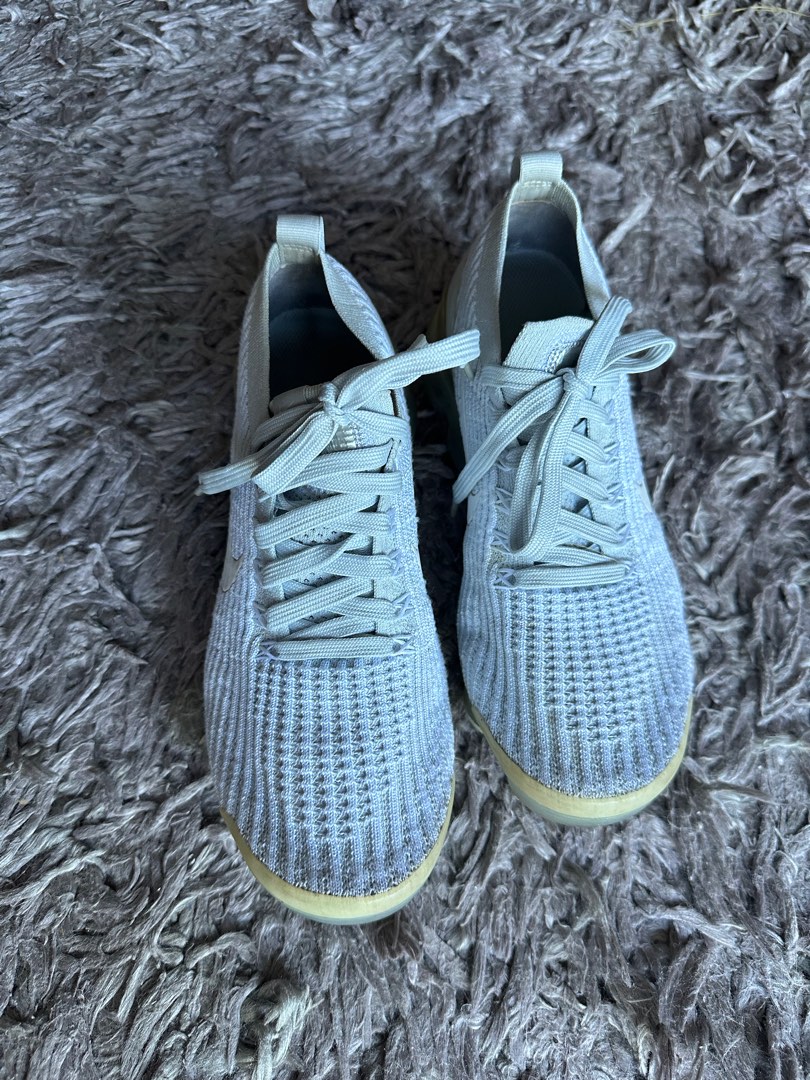 nike vapormax triple white womens