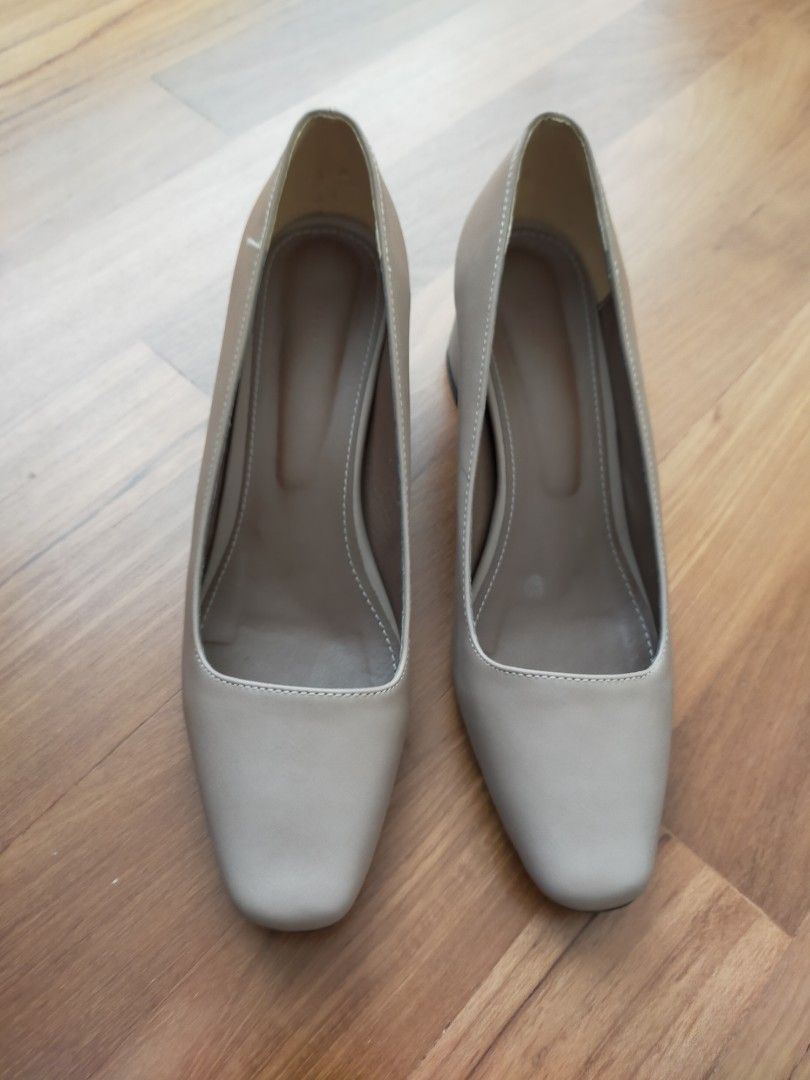 Grey dress nude on sale shoes
