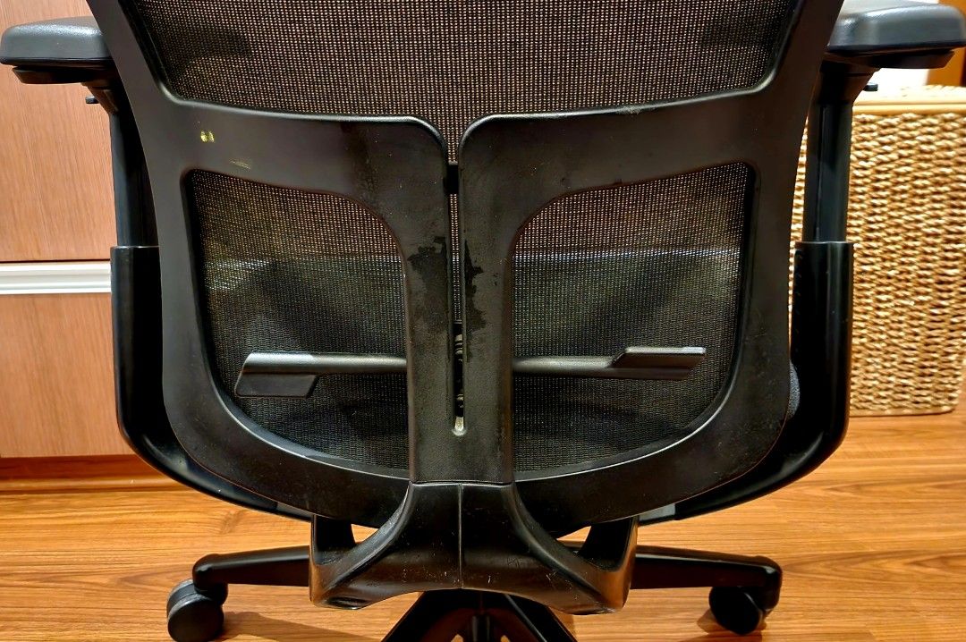 Original Haworth Zody Mesh Office Ergonomic Chair. Not Herman Miller