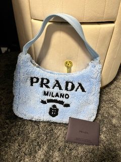 (Category: ) located in . Submitted by luxury_authentic (Listing ID 1196758718, Image 1). Description: .