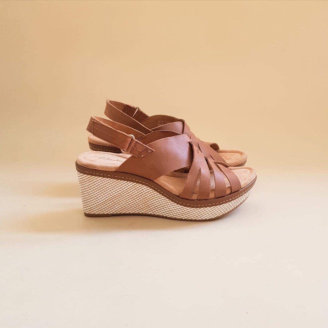 Clarks store leather wedges