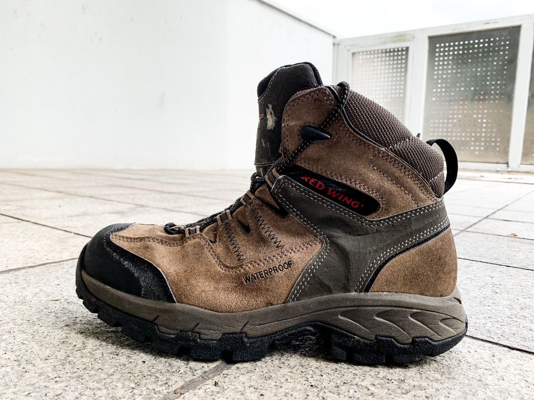 Red Wing ASTM F2413 05 Boots