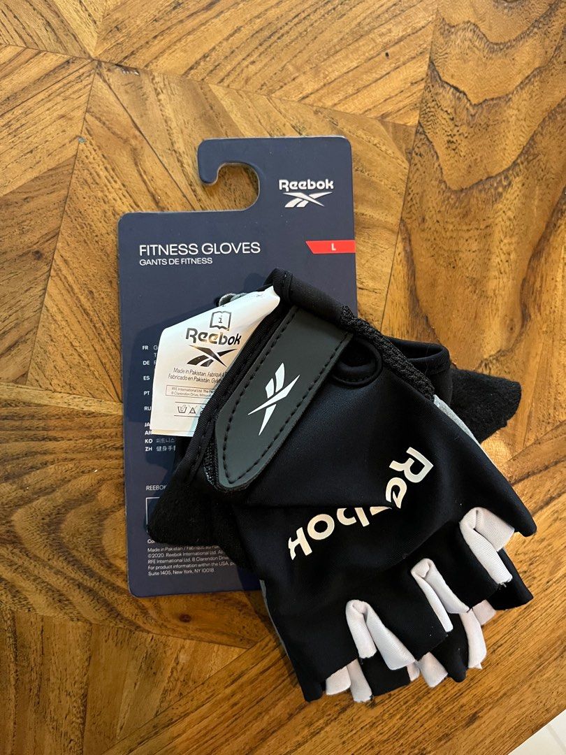 BNWT Reebok Training Gloves