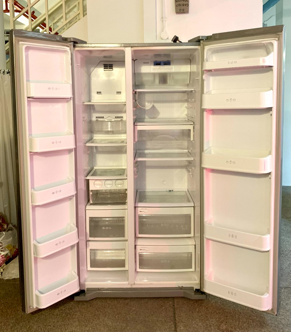Refrigerator / Fridge (LG B207WLQ) working condition, TV & Home Appliances, Kitchen Appliances
