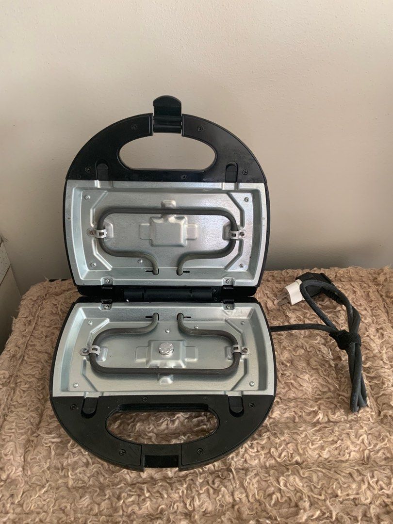 Russell Hobbs Sandwich maker 3 in 1, TV & Home Appliances, Kitchen