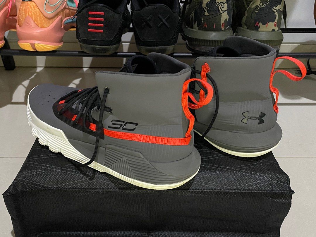 Sepatu Basket Under Armour Curry 3Zer0, Fesyen Pria, Sepatu , Sneakers di  Carousell