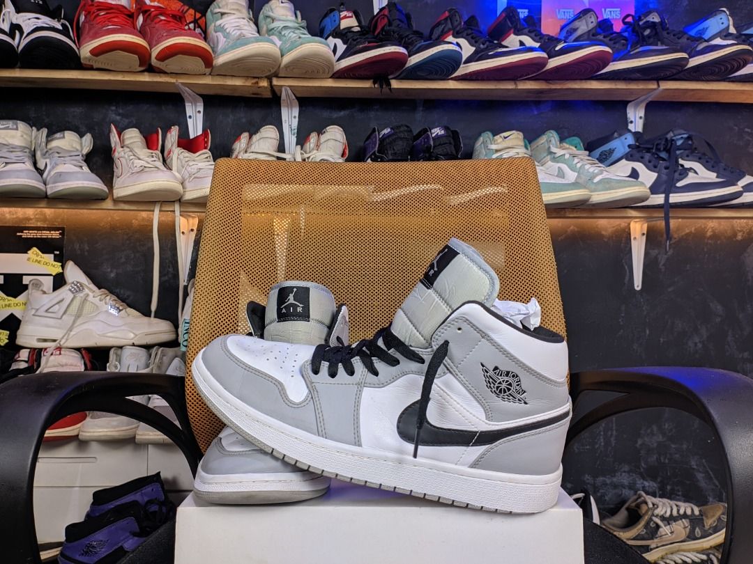 Toko shop sepatu jordan