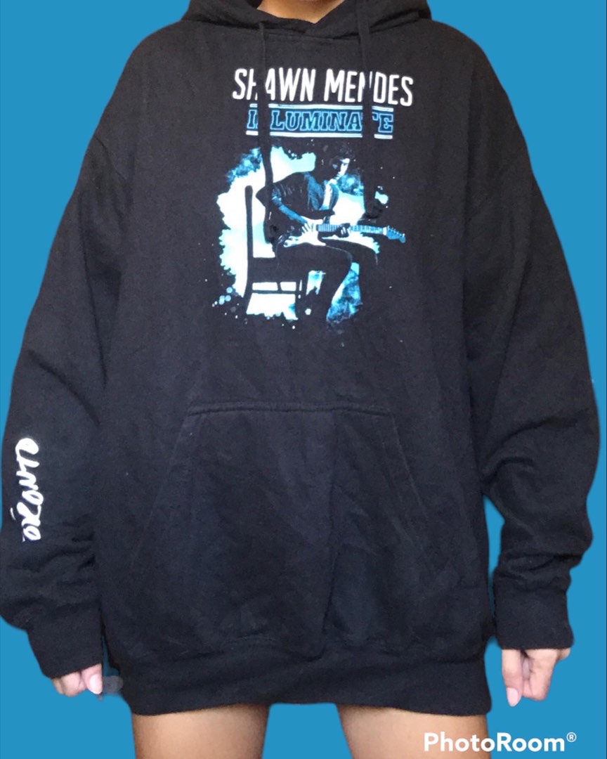 Shawn Mendes Illuminate Tour Hoodie Jacket, Men's Fashion, Coats, Jackets and Outerwear on Carousell
