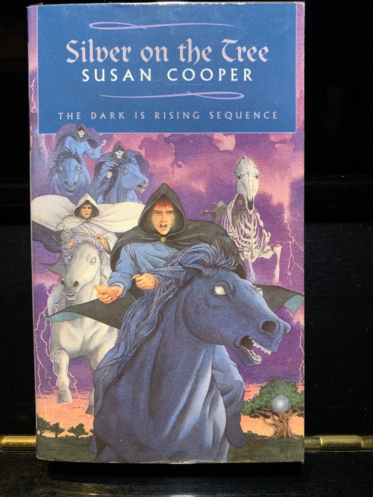 Silver on the Tree (Susan Cooper), Hobbies & Toys, Books & Magazines