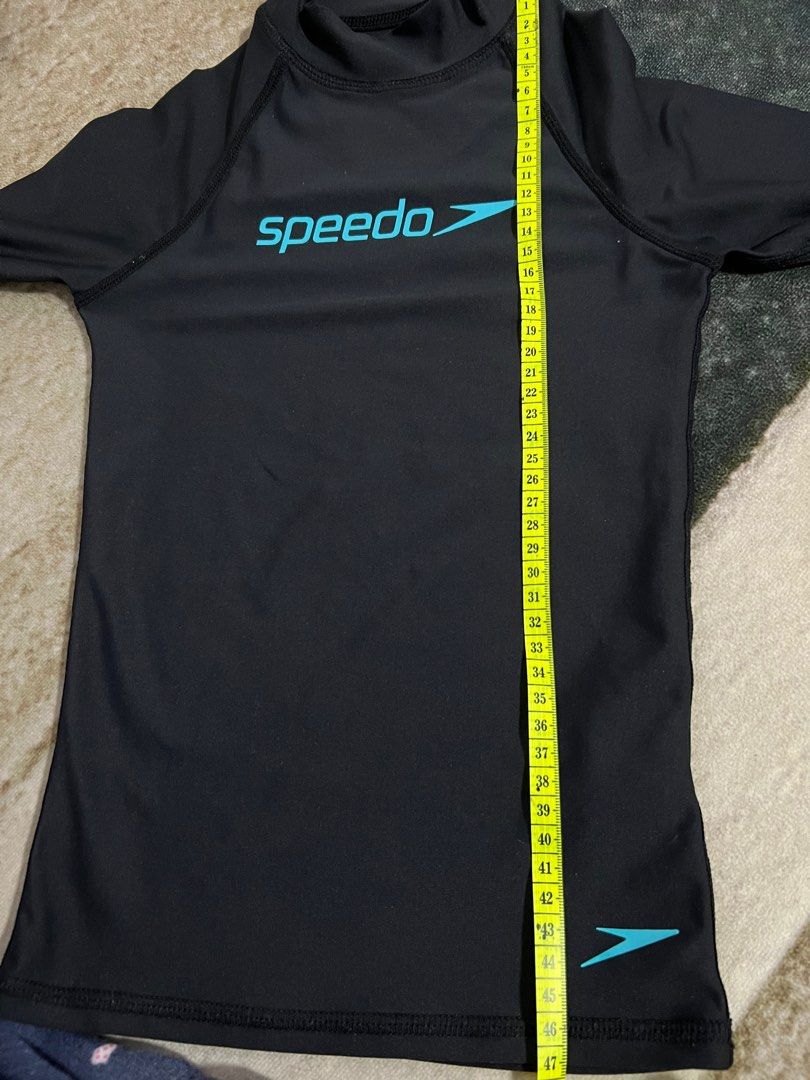 Speedo Rashguard size 8, Babies & Kids, Babies & Kids Fashion on Carousell