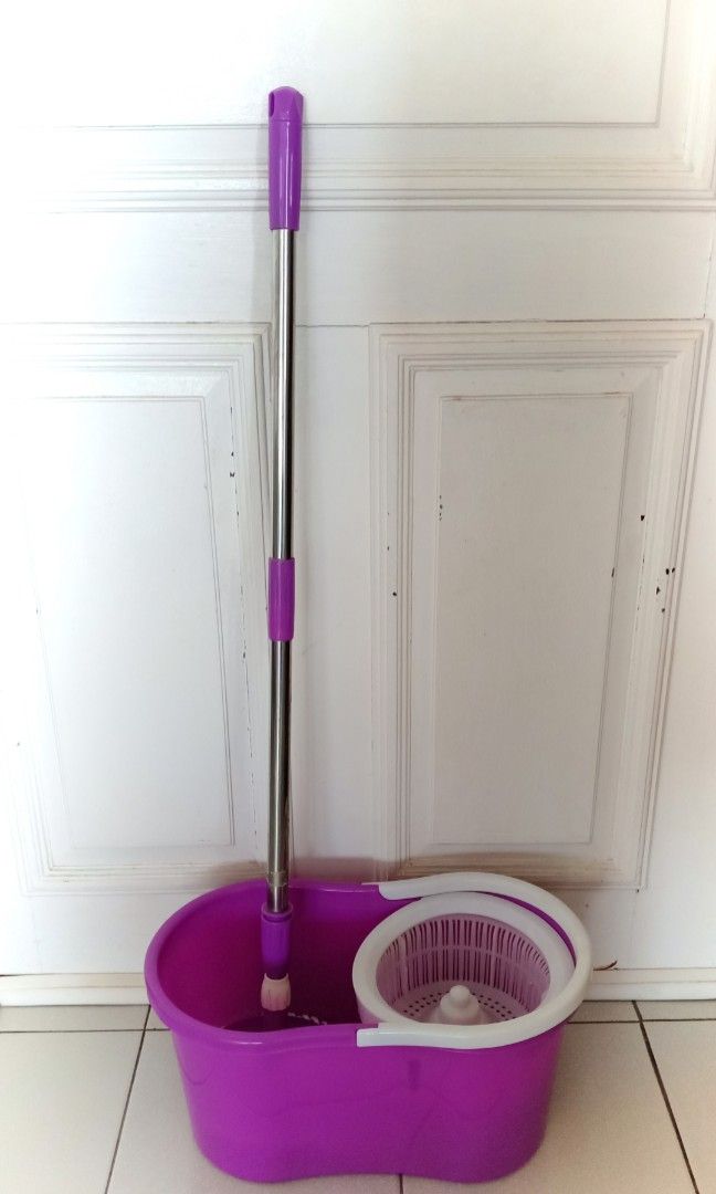 Spin Mop with Bucket, Furniture & Home Living, Cleaning & Homecare