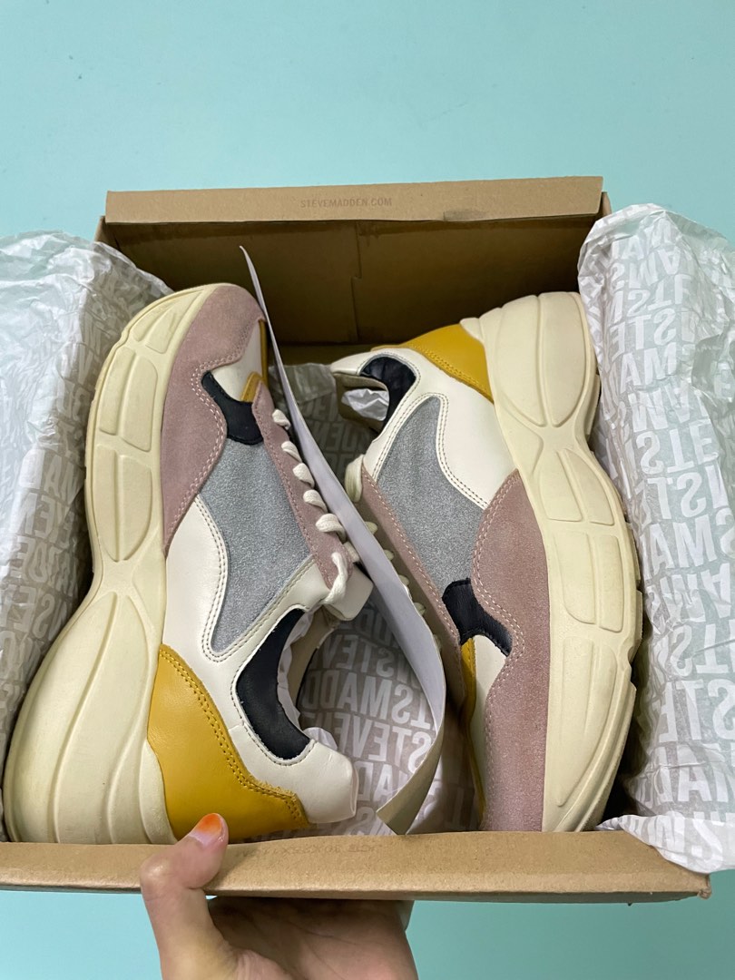 Steve madden memory foam sneakers sales