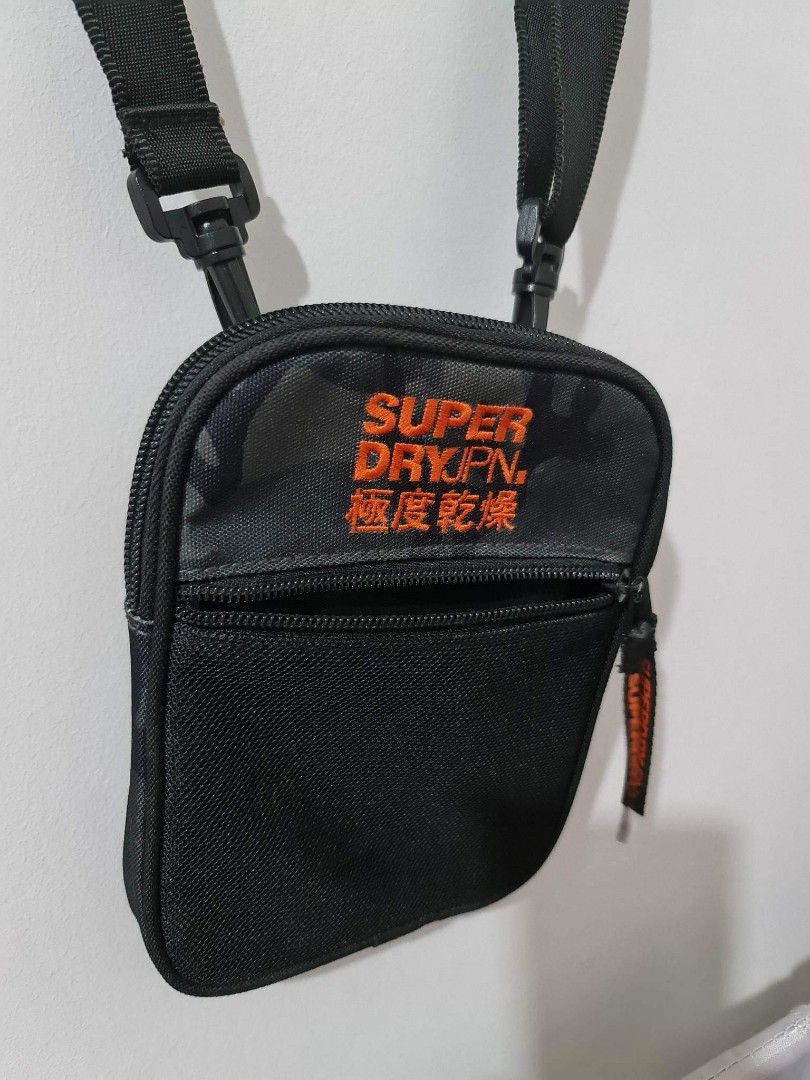 Superdry Sport Pouch Camou Men s Fashion Bags Sling Bags on Carousell