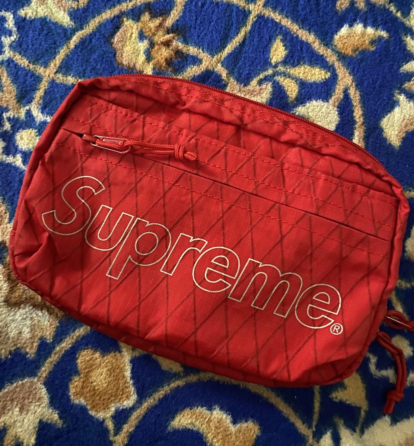 Supreme shoulder bag FW18 red Men s Fashion Bags Sling Bags on