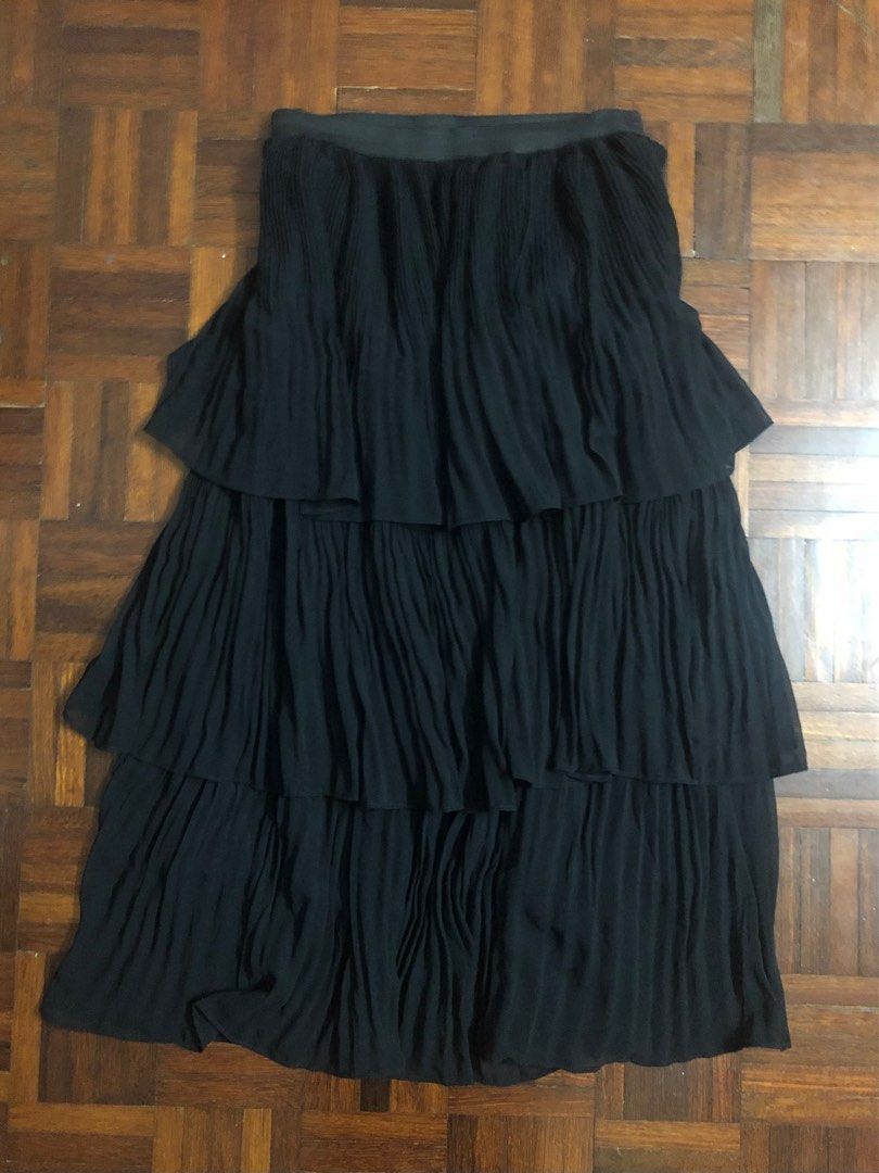 Topshop Black Tiered Pleated Midi Skirt Women s Fashion Bottoms