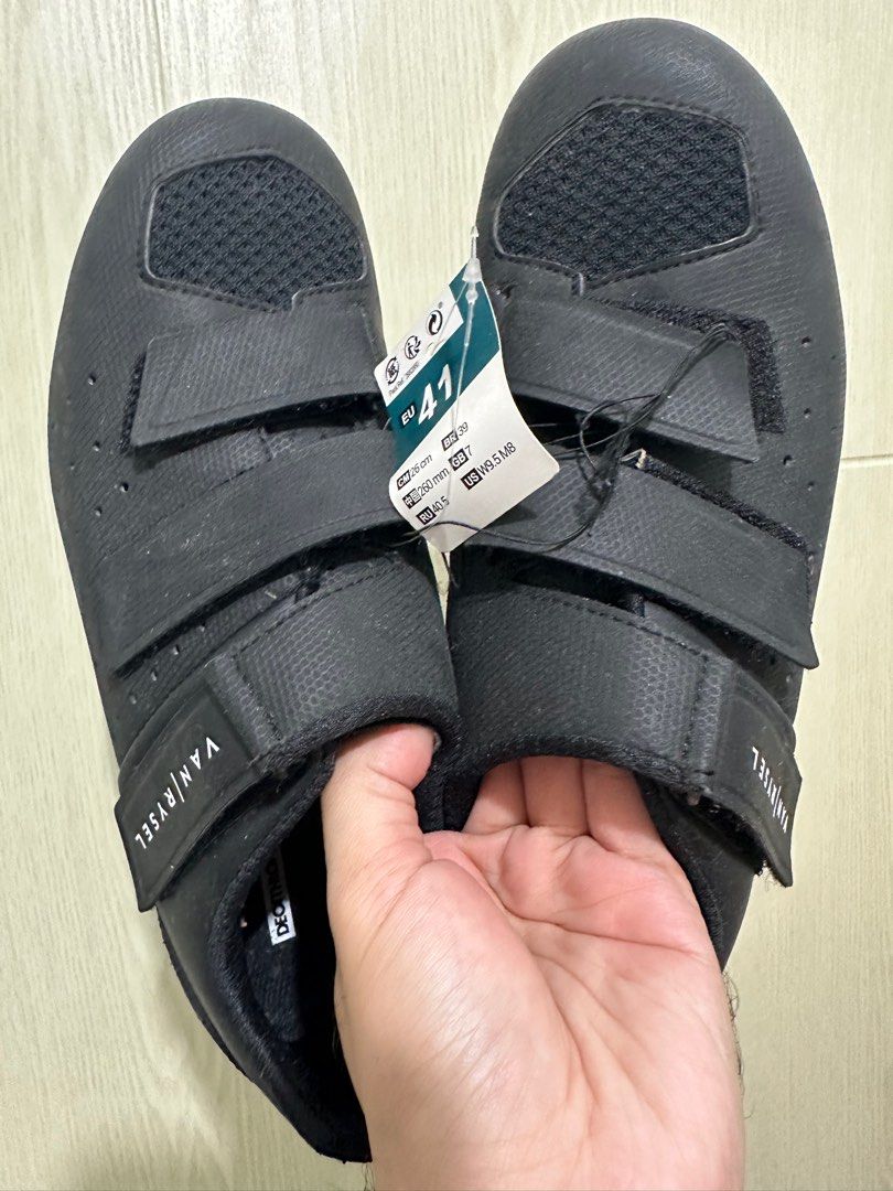Van Rysel Road Cycling Shoes (Category: Bicycles) located in Makati City. Submitted by outdoorsyph (Listing ID 1196695486, Image 1). Description: - Authentic - Bought from Decathlon - RFS: Decluttering - Unused - Size 8.