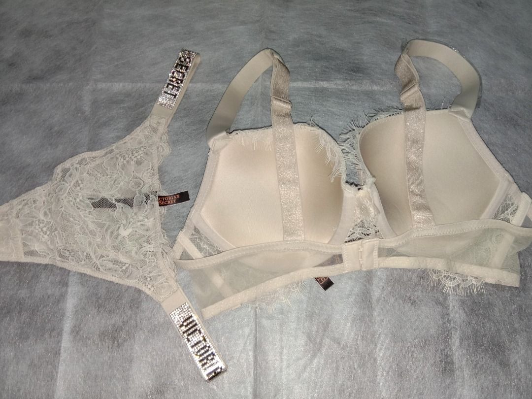 Floral bra set (White) Size 38C, Women's Fashion, New Undergarments &  Loungewear on Carousell
