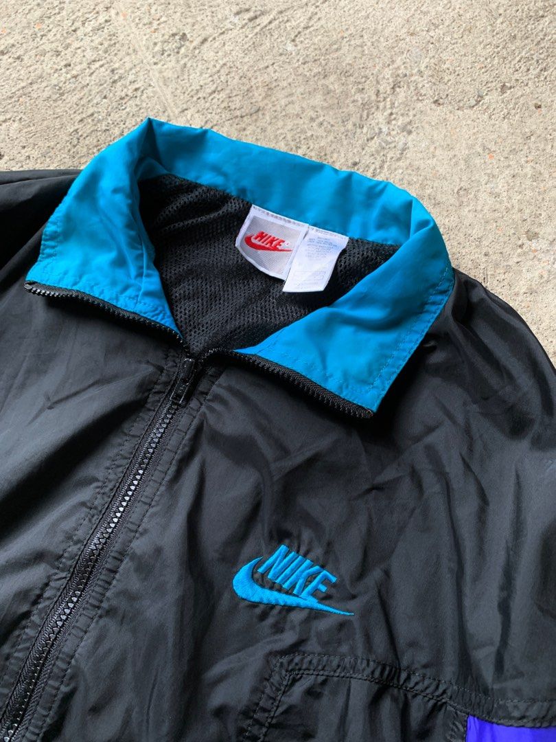 Vintage nike 80 s windbreaker Fesyen Pria Pakaian Atasan di