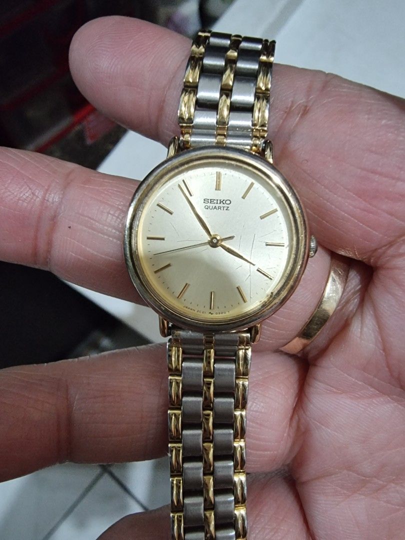 Vintage Seiko Women's Watch, Women's Fashion, Watches & Accessories, Watches  on Carousell