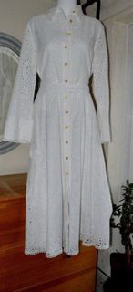 (Category: ) located in . Submitted by shopper_galore (Listing ID 1196830330, Image 1). Description: .