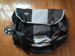 (Category: ) located in . Submitted by blueblops (Listing ID 1196640501, Image 1). Description: .