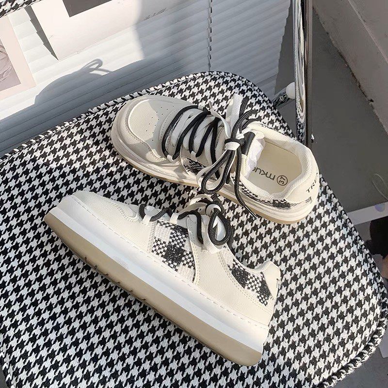 Silver store sneakers tumblr