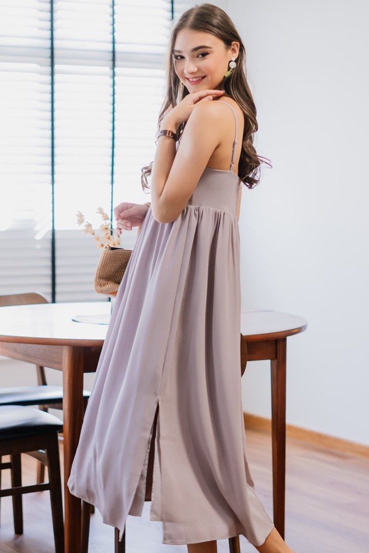 ACW Basic Flowy Side Slit Maxi Dress in Grey, Women's Fashion, Dresses u0026  Sets, Dresses on Carousell