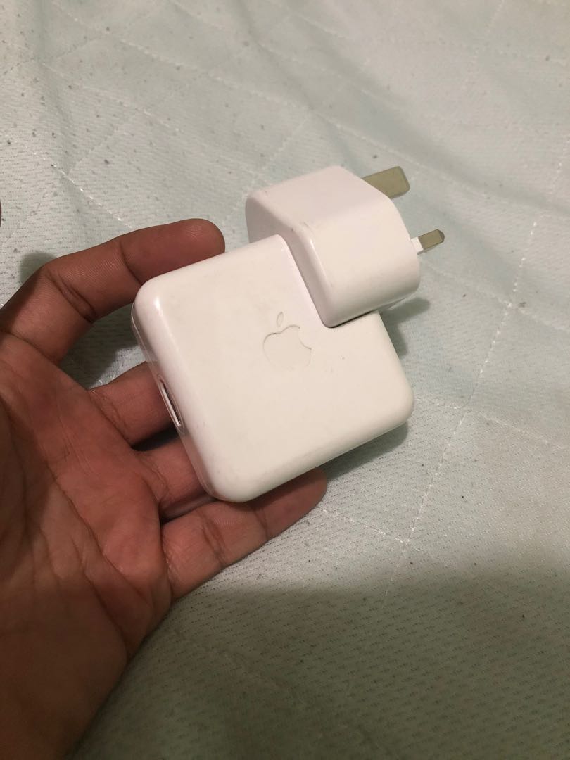 Apple ipod firewire adapter head, Mobile Phones & Gadgets, Mobile