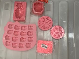Assorted Silicon molds