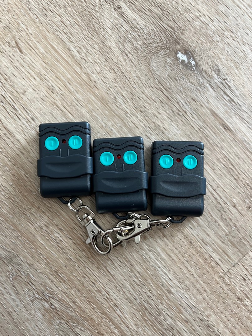 Auto gate remote control programable cheap, Furniture & Home Living