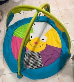 Baby toys, play gym, play pen