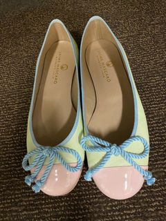 (Category: ) located in . Submitted by lena (Listing ID 1196863089, Image 1). Description: .