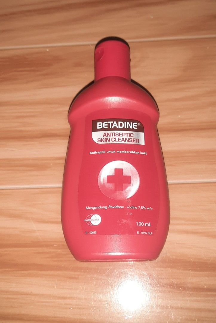 Betadine antiseptic skin cleanser 100ml, Kesehatan & Kecantikan, Kulit