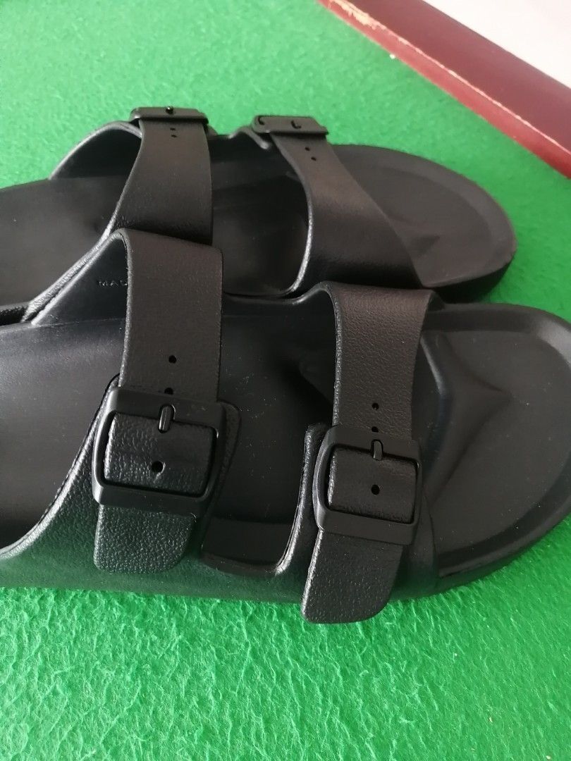 King store size slippers