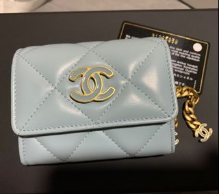 Chanel Gabrielle mini WOC, 名牌, 手袋及銀包- Carousell