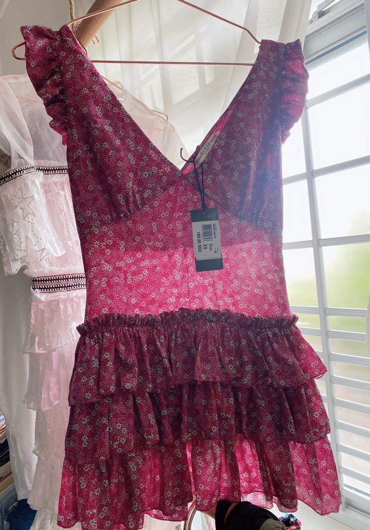 BRAND NEW Guess Floral Top Dress. Suitable to wear tights underneath