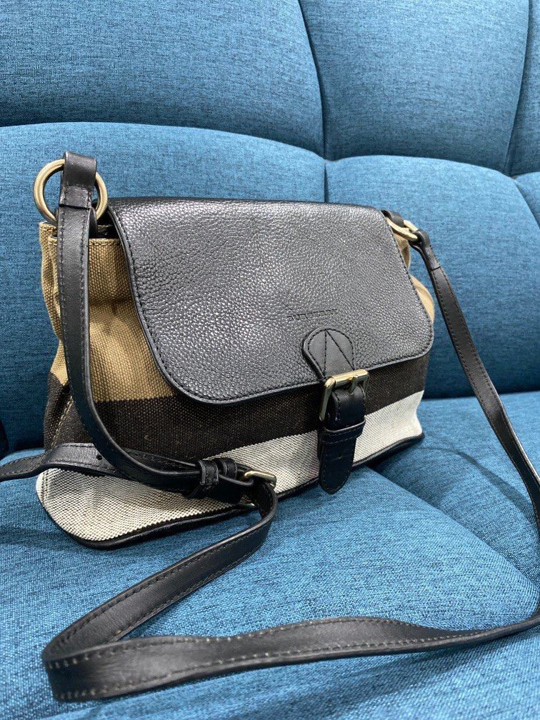 Burberry brit sale grainy canvas