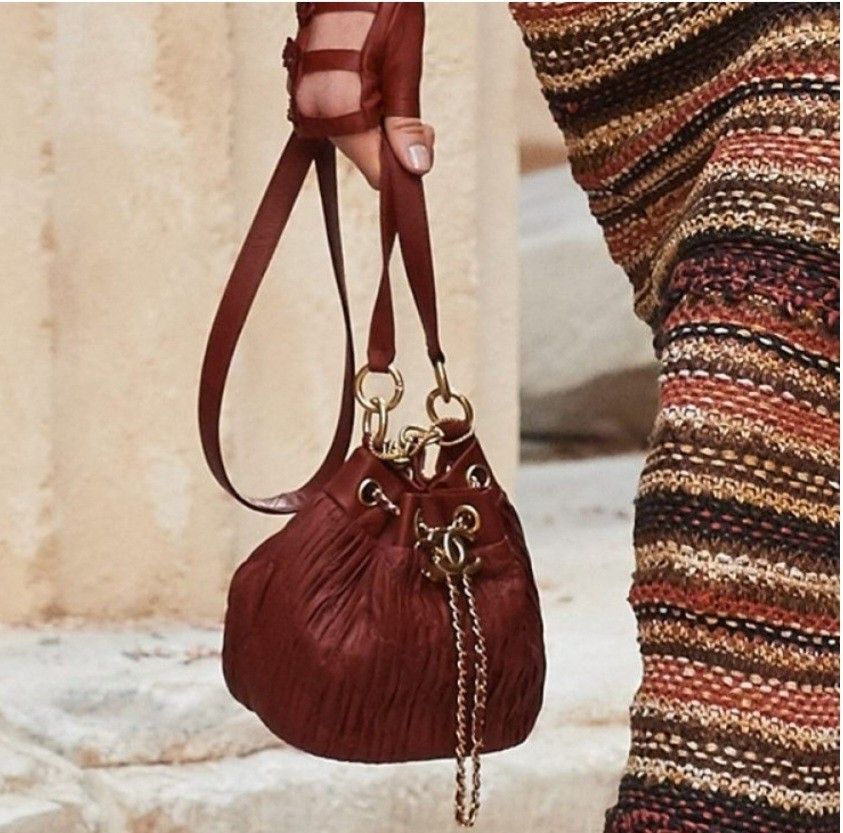 Chanel Drawstring Bucket Bag Red, Women's Fashion, Bags & Wallets, Cross-body  Bags on Carousell