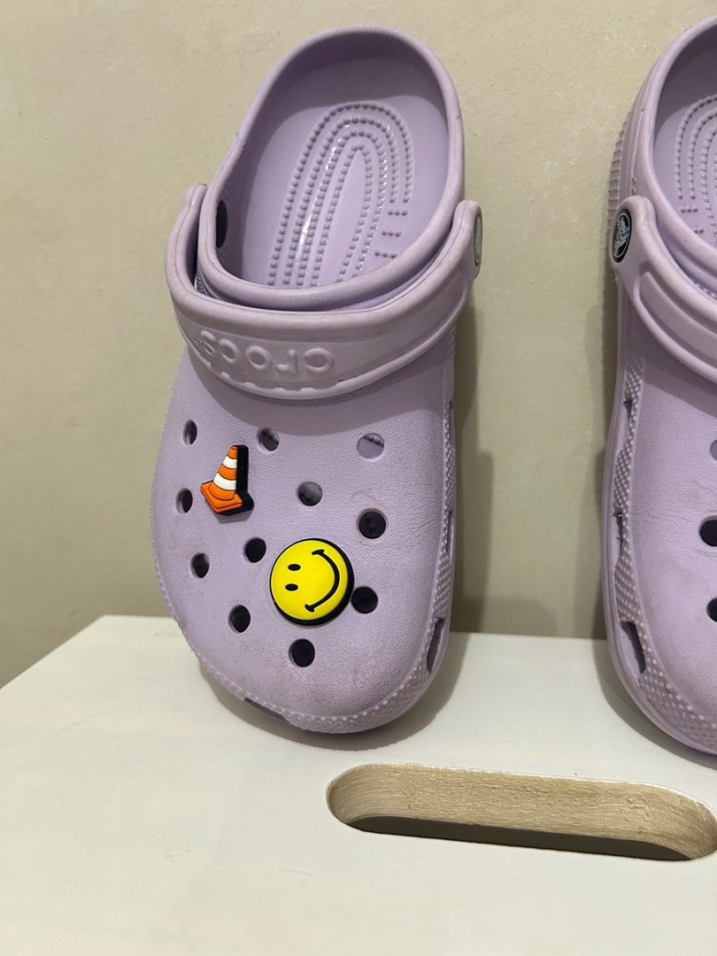 classic crocs lavender