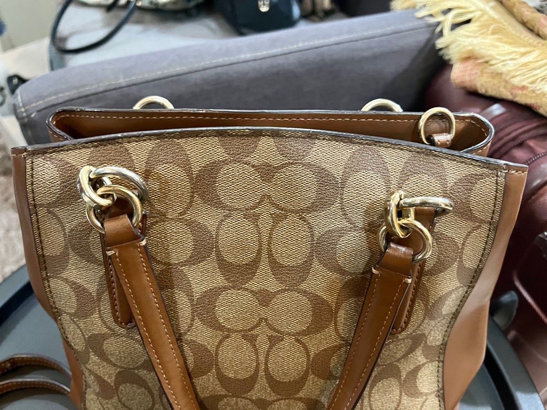 Minetta crossbody in signature canvas on sale