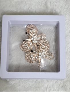 (Category: ) located in . Submitted by suriaccessories (Listing ID 1197045716, Image 1). Description: .