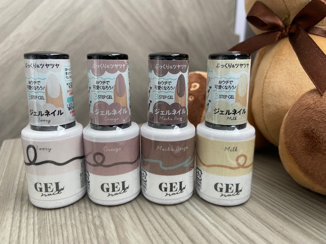 daiso gel nail polish 12 大創指甲油, 美容＆化妝品, 指甲美容＆其他 Carousell