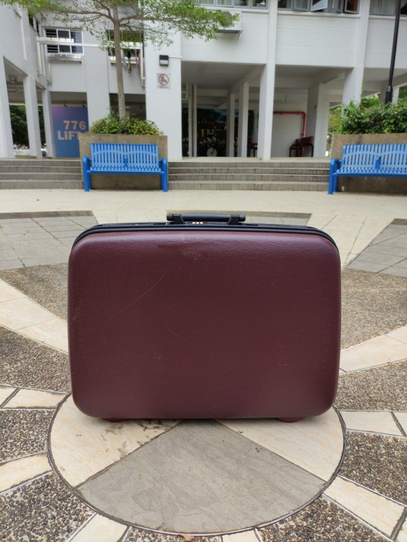 Echolac Vintage Briefcase With Numbers & 2 keys locked., Men's Fashion